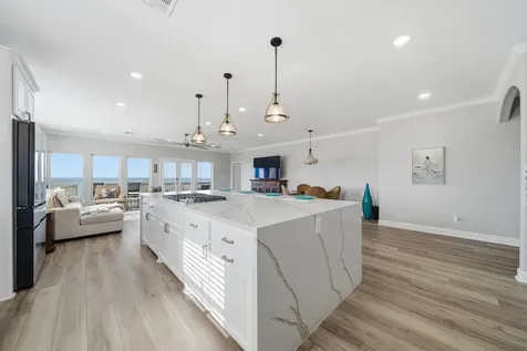2534 Cliff Drive San Leon TX 77539