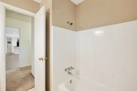 5422 Spellman Road Houston TX 77096