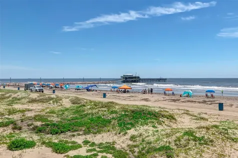 18515 Shaman Drive Galveston TX 77554