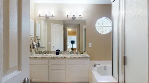 14 Willow Point Place The Woodlands TX 77382