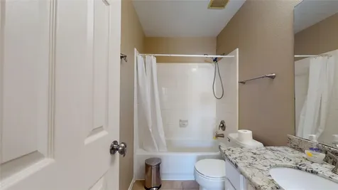 14 Willow Point Place The Woodlands TX 77382