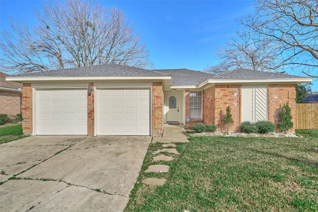 6527 Zapata Drive Houston TX 77083