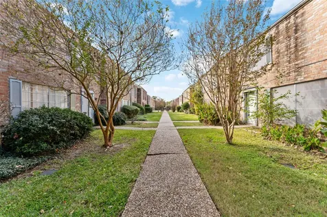 4154 Belle Park Drive Houston TX 77072