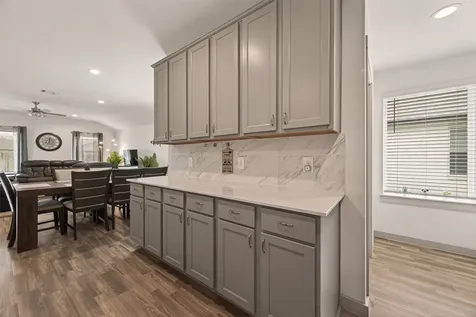 707 Silver Kettle Drive Rosharon TX 77583