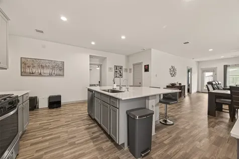 707 Silver Kettle Drive Rosharon TX 77583