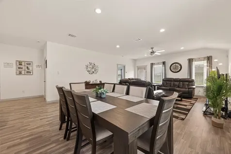 707 Silver Kettle Drive Rosharon TX 77583
