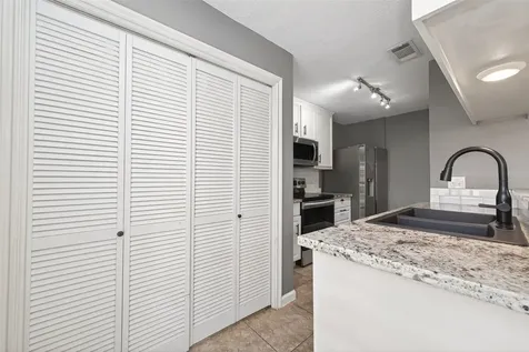 6700 Richardson Road 305 Houston TX 77069