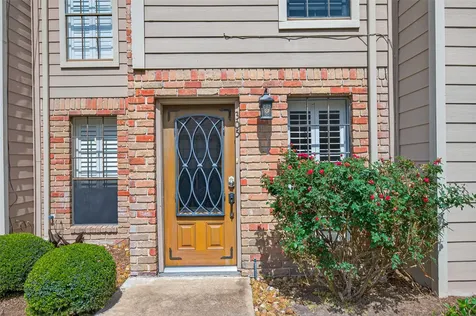 6700 Richardson Road 305 Houston TX 77069