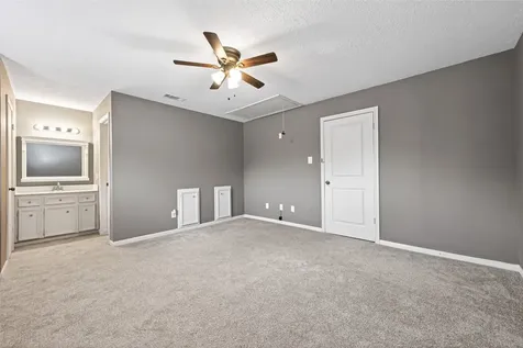 6700 Richardson Road 305 Houston TX 77069