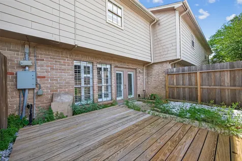 6700 Richardson Road 305 Houston TX 77069
