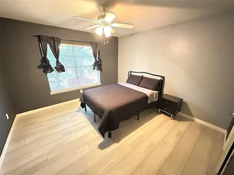 26871 Castlecliff Lane Kingwood TX 77339