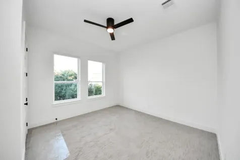 4819 Austin Street B Houston TX 77004