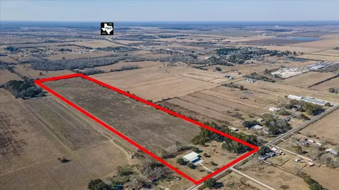 1399 County Road 611 Dayton TX 77535