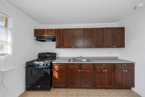 8331 Garland Street Street Houston TX 77017