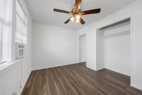 8331 Garland Street Street Houston TX 77017