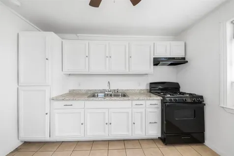8331 Garland Street Street Houston TX 77017