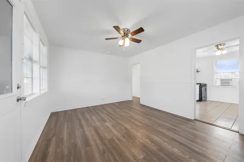 8331 Garland Street Street Houston TX 77017