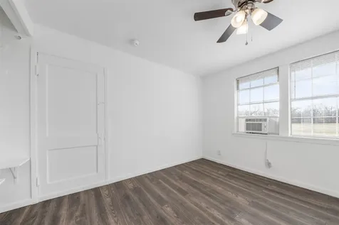 8331 Garland Street Street Houston TX 77017