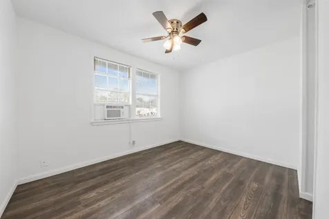 8331 Garland Street Street Houston TX 77017