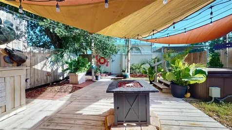 1711 Avenue M Galveston TX 77550