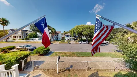 1711 Avenue M Galveston TX 77550