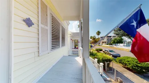 1711 Avenue M Galveston TX 77550