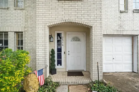 2514 Raintree Village Drive Katy TX 77449