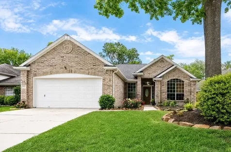 1727 Whispering Forest Drive Kingwood TX 77339