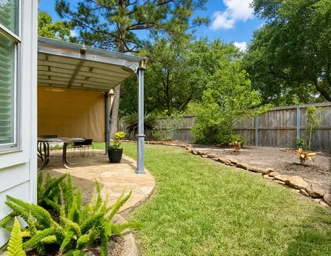 1727 Whispering Forest Drive Kingwood TX 77339