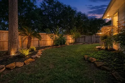1727 Whispering Forest Drive Kingwood TX 77339