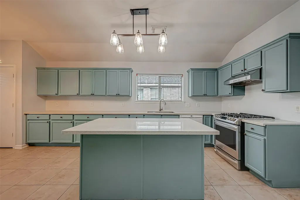 1922 S Bevington Oaks Circle Katy TX 77450