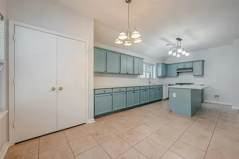 1922 S Bevington Oaks Circle Katy TX 77450