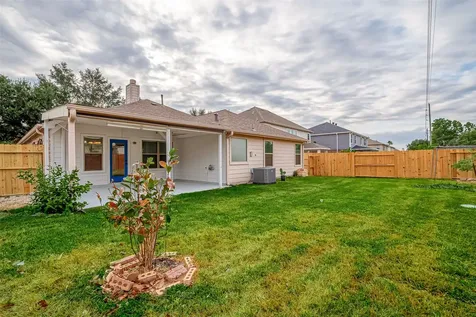 1922 S Bevington Oaks Circle Katy TX 77450