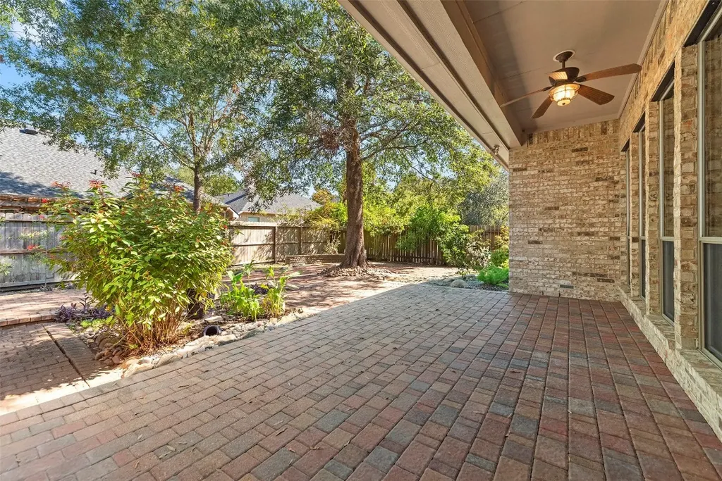 3318 Misty Alcove Court Kingwood TX 77345