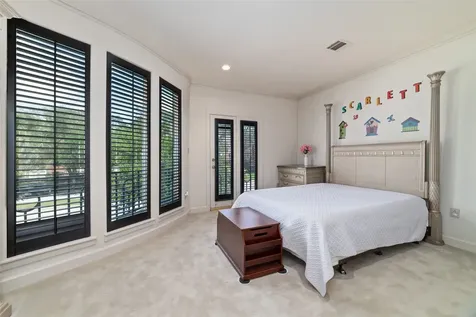 2814 Cedar Woods Place Houston TX 77068
