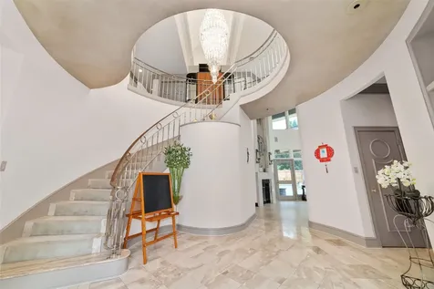 2814 Cedar Woods Place Houston TX 77068
