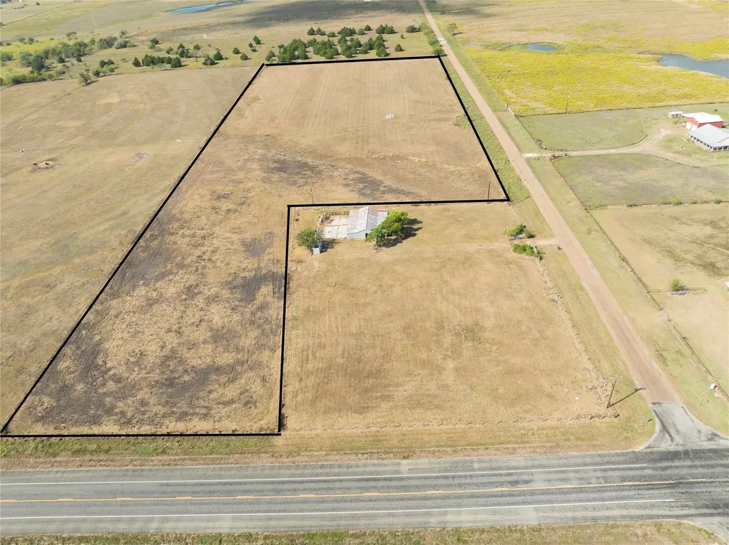 225 Knape Road La Grange TX 78945