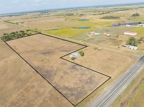 225 Knape Road La Grange TX 78945