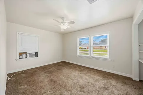 908 23rd Avenue N Texas City TX 77590