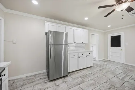 908 23rd Avenue N Texas City TX 77590