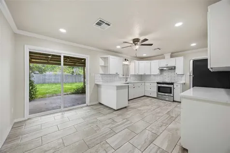 908 23rd Avenue N Texas City TX 77590