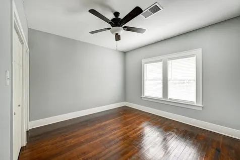 512 W Pierce Street Houston TX 77019