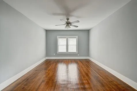 512 W Pierce Street Houston TX 77019