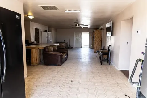 600 NE Avenue Kermit TX 79745