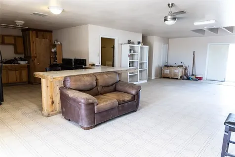 600 NE Avenue Kermit TX 79745