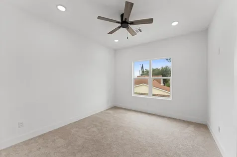 514 Melbourne Street A Houston TX 77022