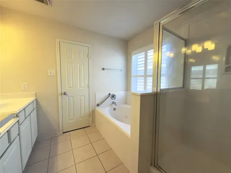 13102 Castlewind Lane Pearland TX 77584