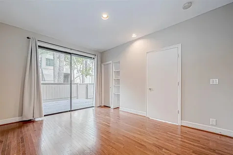 316 Litchfield Lane Houston TX 77024