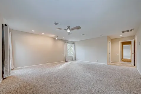 316 Litchfield Lane Houston TX 77024