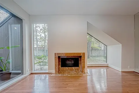 316 Litchfield Lane Houston TX 77024